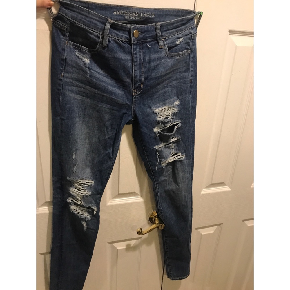 AMERICAN EAGLE HIGH RISE SUPER STRETCH JEANS